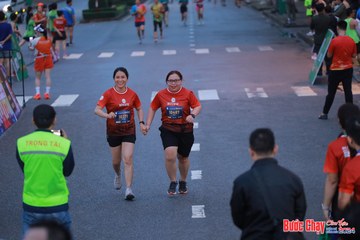 BƯỚC CHẠY CHÀO XUÂN THÀNH PHỐ QUẢNG NGÃI 2024 - Ảnh #1250651