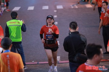 BƯỚC CHẠY CHÀO XUÂN THÀNH PHỐ QUẢNG NGÃI 2024 - Ảnh #1250178