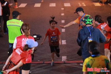 BƯỚC CHẠY CHÀO XUÂN THÀNH PHỐ QUẢNG NGÃI 2024 - Ảnh #1249731