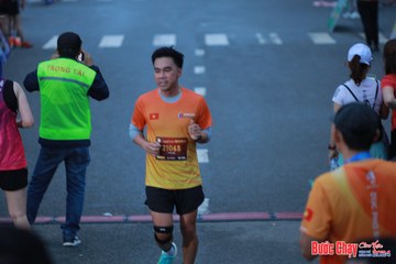 BƯỚC CHẠY CHÀO XUÂN THÀNH PHỐ QUẢNG NGÃI 2024 - Ảnh #1251289