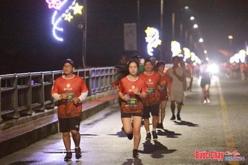 BƯỚC CHẠY CHÀO XUÂN THÀNH PHỐ QUẢNG NGÃI 2024 - Ảnh #1236152