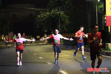 BƯỚC CHẠY CHÀO XUÂN THÀNH PHỐ QUẢNG NGÃI 2024 - Ảnh #1224642