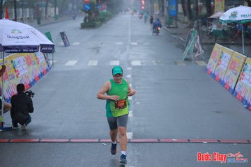 BƯỚC CHẠY CHÀO XUÂN THÀNH PHỐ QUẢNG NGÃI 2024 - Ảnh #1252411