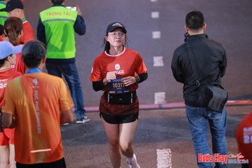 BƯỚC CHẠY CHÀO XUÂN THÀNH PHỐ QUẢNG NGÃI 2024 - Ảnh #1250182