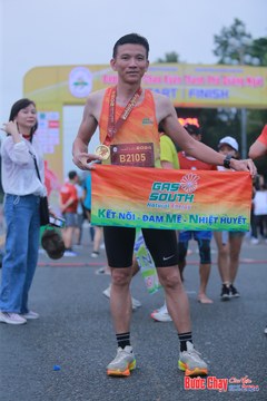 BƯỚC CHẠY CHÀO XUÂN THÀNH PHỐ QUẢNG NGÃI 2024 - Ảnh #1221272