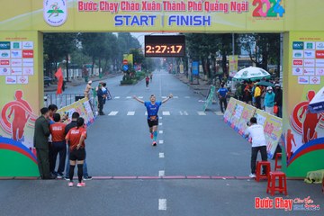 BƯỚC CHẠY CHÀO XUÂN THÀNH PHỐ QUẢNG NGÃI 2024 - Ảnh #1252065