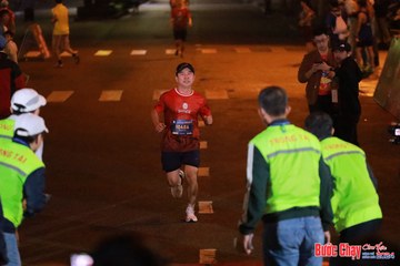 BƯỚC CHẠY CHÀO XUÂN THÀNH PHỐ QUẢNG NGÃI 2024 - Ảnh #1242272