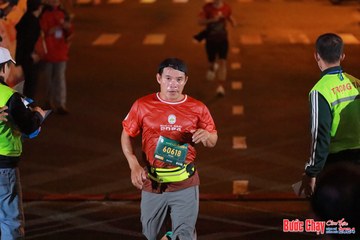 BƯỚC CHẠY CHÀO XUÂN THÀNH PHỐ QUẢNG NGÃI 2024 - Ảnh #1243512