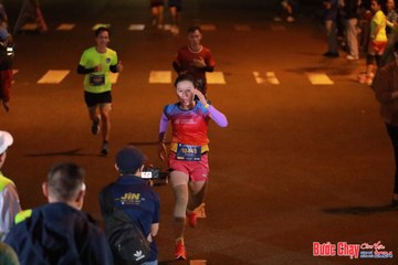 BƯỚC CHẠY CHÀO XUÂN THÀNH PHỐ QUẢNG NGÃI 2024 - Ảnh #1245042