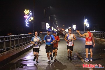 BƯỚC CHẠY CHÀO XUÂN THÀNH PHỐ QUẢNG NGÃI 2024 - Ảnh #1231224