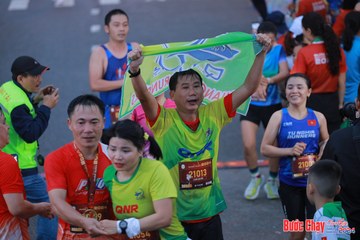 BƯỚC CHẠY CHÀO XUÂN THÀNH PHỐ QUẢNG NGÃI 2024 - Ảnh #1250942