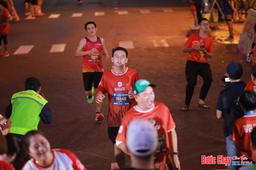 BƯỚC CHẠY CHÀO XUÂN THÀNH PHỐ QUẢNG NGÃI 2024 - Ảnh #1249400