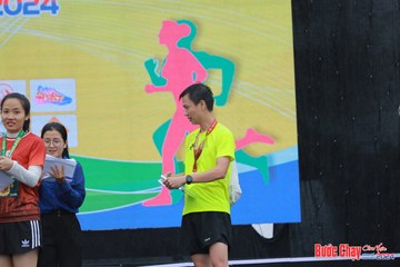 BƯỚC CHẠY CHÀO XUÂN THÀNH PHỐ QUẢNG NGÃI 2024 - Ảnh #1233127