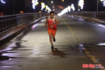 BƯỚC CHẠY CHÀO XUÂN THÀNH PHỐ QUẢNG NGÃI 2024 - Ảnh #1229435