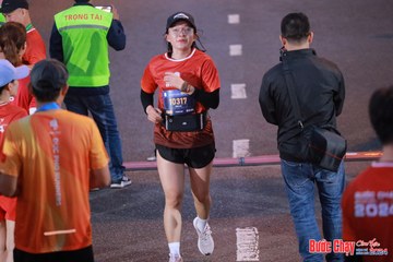 BƯỚC CHẠY CHÀO XUÂN THÀNH PHỐ QUẢNG NGÃI 2024 - Ảnh #1250183
