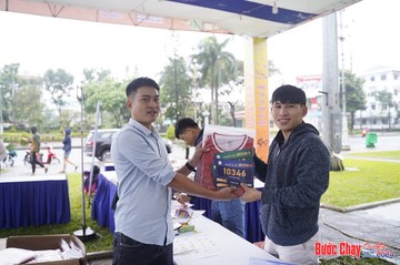 BƯỚC CHẠY CHÀO XUÂN THÀNH PHỐ QUẢNG NGÃI 2024 - Ảnh #1195014