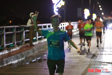 BƯỚC CHẠY CHÀO XUÂN THÀNH PHỐ QUẢNG NGÃI 2024 - Ảnh #1232200