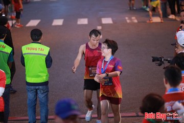 BƯỚC CHẠY CHÀO XUÂN THÀNH PHỐ QUẢNG NGÃI 2024 - Ảnh #1250080