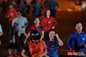 BƯỚC CHẠY CHÀO XUÂN THÀNH PHỐ QUẢNG NGÃI 2024 - Ảnh #1239965