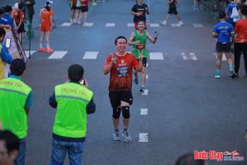 BƯỚC CHẠY CHÀO XUÂN THÀNH PHỐ QUẢNG NGÃI 2024 - Ảnh #1251070