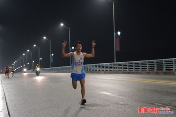 BƯỚC CHẠY CHÀO XUÂN THÀNH PHỐ QUẢNG NGÃI 2024 - Ảnh #1252796