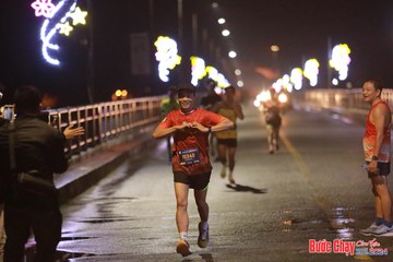 BƯỚC CHẠY CHÀO XUÂN THÀNH PHỐ QUẢNG NGÃI 2024 - Ảnh #1230689
