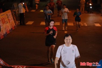 BƯỚC CHẠY CHÀO XUÂN THÀNH PHỐ QUẢNG NGÃI 2024 - Ảnh #1239284