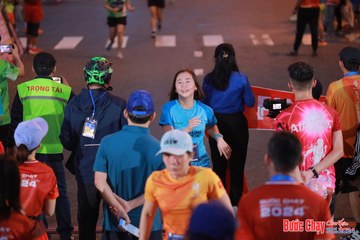 BƯỚC CHẠY CHÀO XUÂN THÀNH PHỐ QUẢNG NGÃI 2024 - Ảnh #1249904