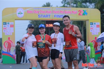 BƯỚC CHẠY CHÀO XUÂN THÀNH PHỐ QUẢNG NGÃI 2024 - Ảnh #1221801