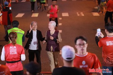 BƯỚC CHẠY CHÀO XUÂN THÀNH PHỐ QUẢNG NGÃI 2024 - Ảnh #1249434