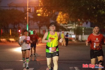 BƯỚC CHẠY CHÀO XUÂN THÀNH PHỐ QUẢNG NGÃI 2024 - Ảnh #1236713