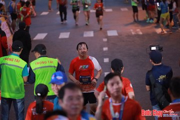 BƯỚC CHẠY CHÀO XUÂN THÀNH PHỐ QUẢNG NGÃI 2024 - Ảnh #1249999