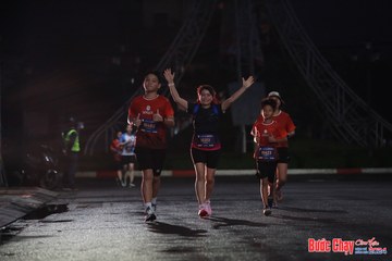 BƯỚC CHẠY CHÀO XUÂN THÀNH PHỐ QUẢNG NGÃI 2024 - Ảnh #1229864
