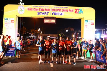 BƯỚC CHẠY CHÀO XUÂN THÀNH PHỐ QUẢNG NGÃI 2024 - Ảnh #1212663
