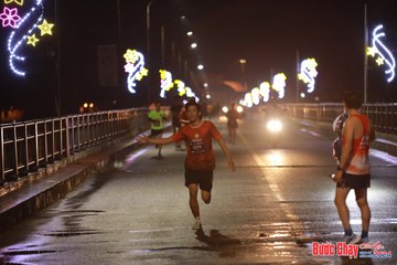 BƯỚC CHẠY CHÀO XUÂN THÀNH PHỐ QUẢNG NGÃI 2024 - Ảnh #1230666