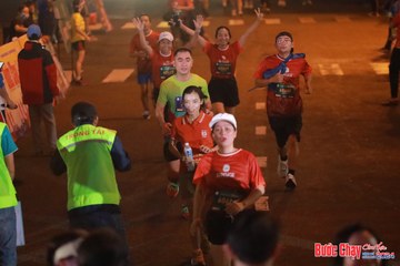 BƯỚC CHẠY CHÀO XUÂN THÀNH PHỐ QUẢNG NGÃI 2024 - Ảnh #1248798