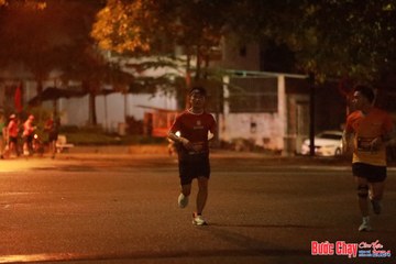 BƯỚC CHẠY CHÀO XUÂN THÀNH PHỐ QUẢNG NGÃI 2024 - Ảnh #1236513