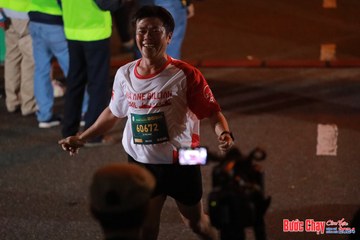BƯỚC CHẠY CHÀO XUÂN THÀNH PHỐ QUẢNG NGÃI 2024 - Ảnh #1241016