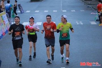 BƯỚC CHẠY CHÀO XUÂN THÀNH PHỐ QUẢNG NGÃI 2024 - Ảnh #1252000