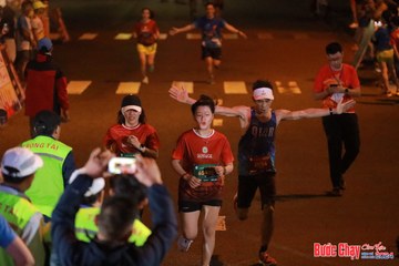 BƯỚC CHẠY CHÀO XUÂN THÀNH PHỐ QUẢNG NGÃI 2024 - Ảnh #1247070