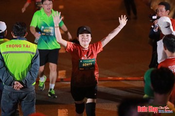 BƯỚC CHẠY CHÀO XUÂN THÀNH PHỐ QUẢNG NGÃI 2024 - Ảnh #1248350