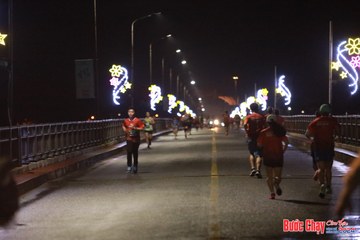 BƯỚC CHẠY CHÀO XUÂN THÀNH PHỐ QUẢNG NGÃI 2024 - Ảnh #1232508