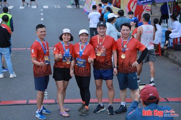 BƯỚC CHẠY CHÀO XUÂN THÀNH PHỐ QUẢNG NGÃI 2024 - Ảnh #1251919