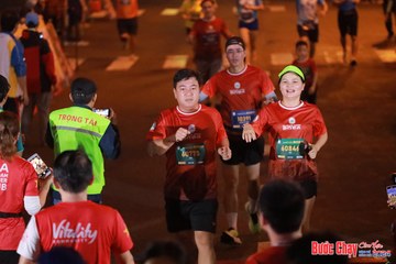 BƯỚC CHẠY CHÀO XUÂN THÀNH PHỐ QUẢNG NGÃI 2024 - Ảnh #1248874