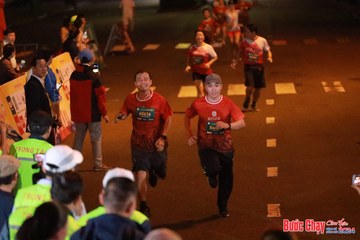 BƯỚC CHẠY CHÀO XUÂN THÀNH PHỐ QUẢNG NGÃI 2024 - Ảnh #1246145