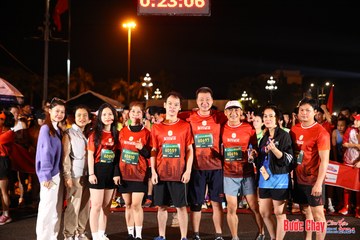 BƯỚC CHẠY CHÀO XUÂN THÀNH PHỐ QUẢNG NGÃI 2024 - Ảnh #1212795