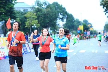 BƯỚC CHẠY CHÀO XUÂN THÀNH PHỐ QUẢNG NGÃI 2024 - Ảnh #1231241