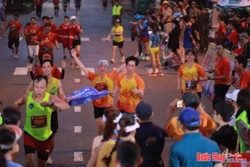 BƯỚC CHẠY CHÀO XUÂN THÀNH PHỐ QUẢNG NGÃI 2024 - Ảnh #1249955
