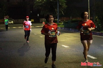 BƯỚC CHẠY CHÀO XUÂN THÀNH PHỐ QUẢNG NGÃI 2024 - Ảnh #1225321