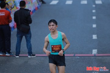BƯỚC CHẠY CHÀO XUÂN THÀNH PHỐ QUẢNG NGÃI 2024 - Ảnh #1252049